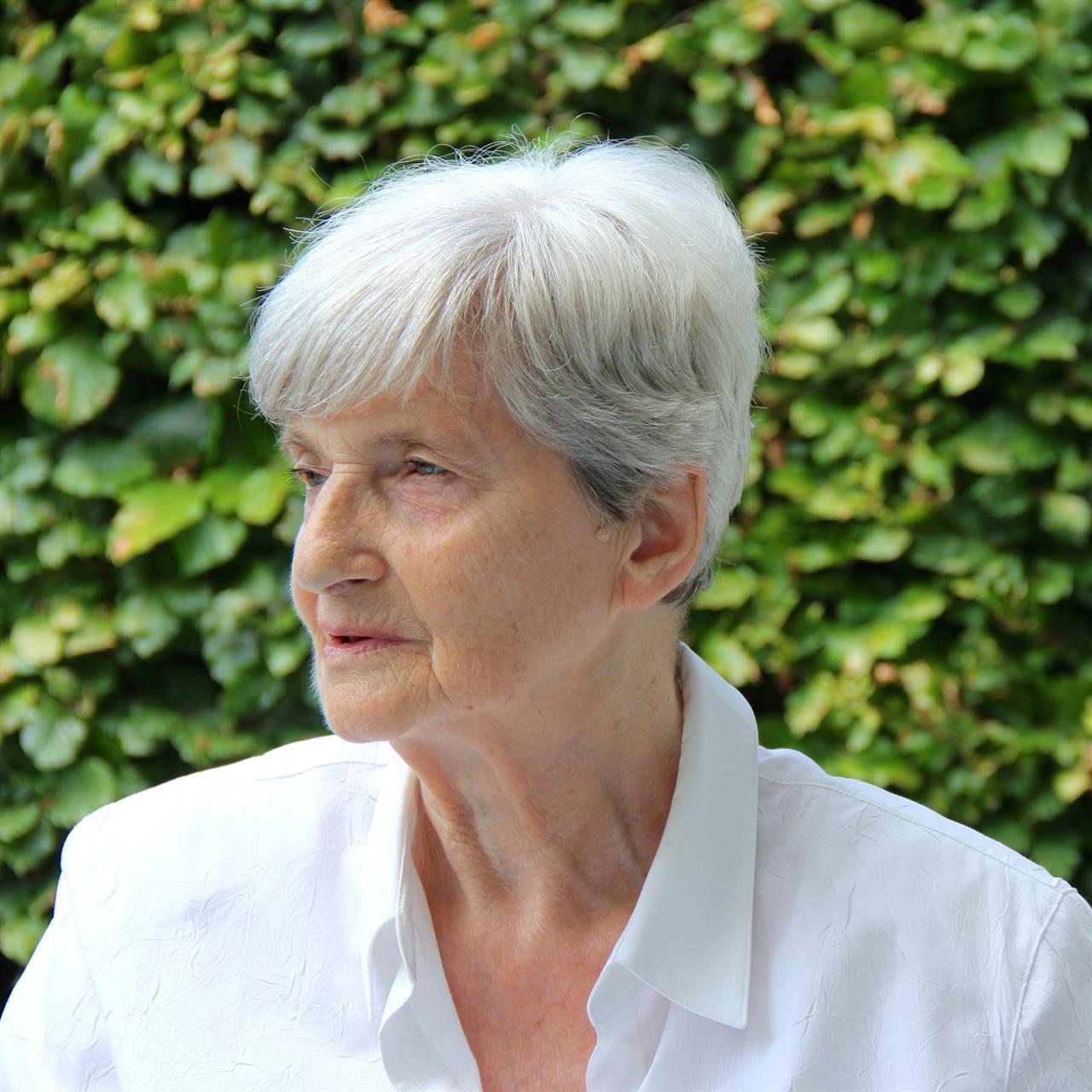 Anna Calloens
